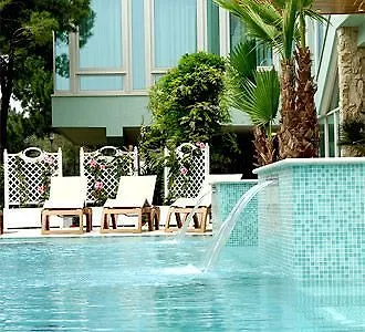 ホテル Montecarlo ビビオーネ